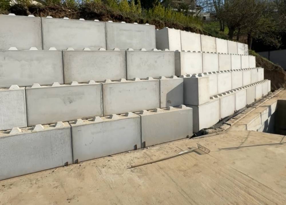 Mur de soutènement en blocs béton